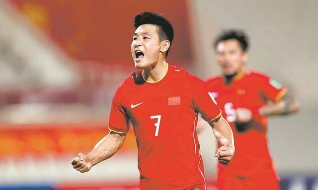 今晚6场比赛值得期待 黄金时间18点开打 CCTV5直播国足客战越南休闲区蓝鸢梦想 - Www.slyday.coM 今晚6场比赛值得期待 黄金时间18点开打 CCTV5直播国足客战越南休闲区蓝鸢梦想 - Www.slyday.coM