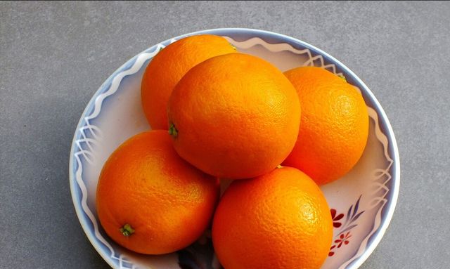 大年初一，老规矩不能坏，记得摆6样、忌3事，新的一年顺顺当当！休闲区蓝鸢梦想 - Www.slyday.coM