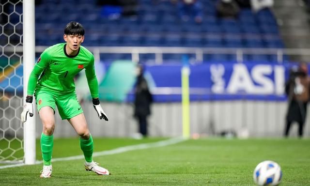 国足荣誉之战不容有失，洛国富铁定首发，戴伟浚赢得认可！休闲区蓝鸢梦想 - Www.slyday.coM