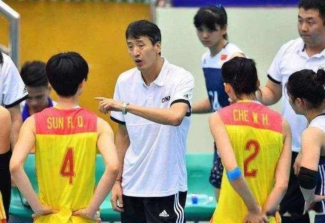 若蔡斌升任女排主帅，谁来执掌江苏女排！少帅施海荣当仁不让休闲区蓝鸢梦想 - Www.slyday.coM