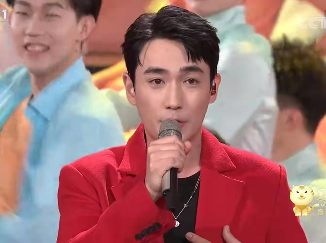 春晚男星谁最帅45岁陈坤状态极佳任嘉伦太迷人朱一龙显疲倦