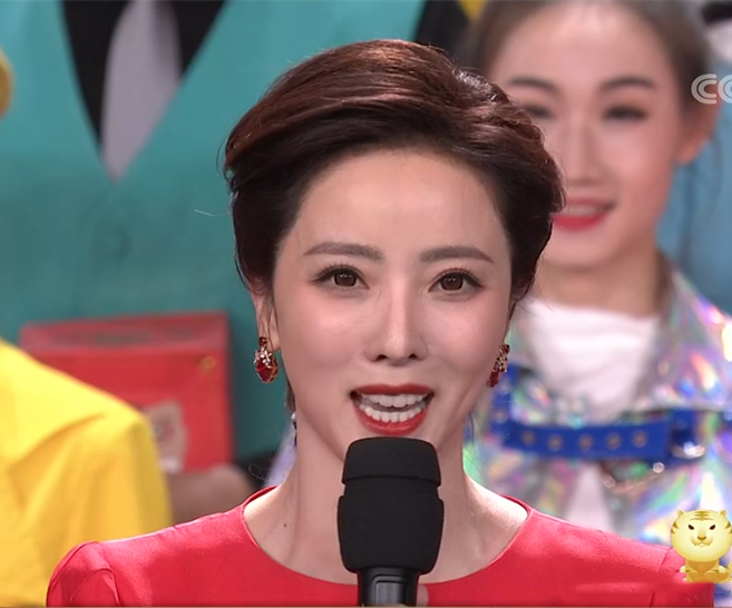 5位央视虎年春晚主持人,最小29岁,个个实力不凡,皆受观众喜爱休闲区蓝鸢梦想 - Www.slyday.coM 5位央视虎年春晚主持人,最小29岁,个个实力不凡,皆受观众喜爱休闲区蓝鸢梦想 - Www.slyday.coM