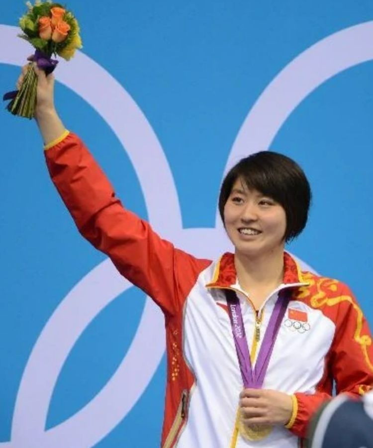 中国31岁美女蝶后晒一儿一女+豪宅!奥运冠军嫁外籍华人,人胖了休闲区蓝鸢梦想 - Www.slyday.coM 中国31岁美女蝶后晒一儿一女+豪宅!奥运冠军嫁外籍华人,人胖了休闲区蓝鸢梦想 - Www.slyday.coM