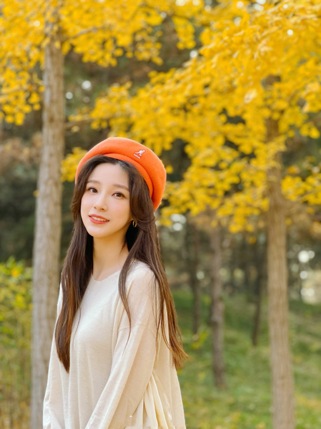 央视春晚美女主持马凡舒 曾以为邀约是送餐电话 大一曾上春晚休闲区蓝鸢梦想 - Www.slyday.coM