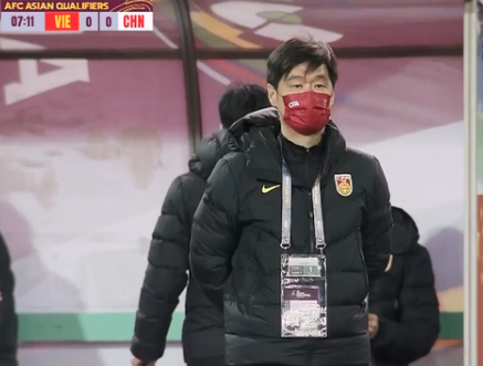 越南3比1国足,范志毅李铁最担心的事发生,李霄鹏赛后最新发声休闲区蓝鸢梦想 - Www.slyday.coM 越南3比1国足,范志毅李铁最担心的事发生,李霄鹏赛后最新发声休闲区蓝鸢梦想 - Www.slyday.coM