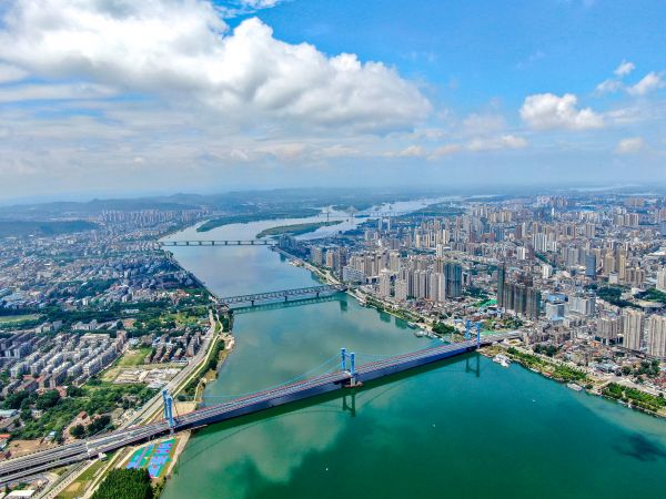 襄阳航拍图.杨东/摄
