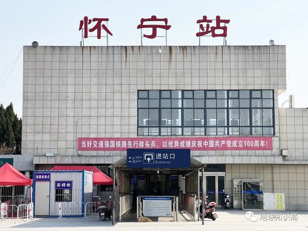 老安庆西站(怀宁站)(图:杔格)▼这里有一个小插曲,其实早在2020年11月