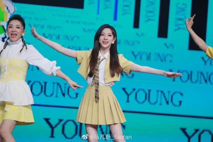 28岁的她主持春晚爆火，首次登台内情曝光：这次终于瞒不住了休闲区蓝鸢梦想 - Www.slyday.coM