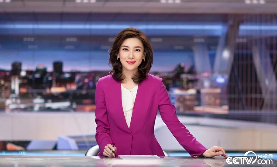 28岁的她主持春晚爆火，首次登台内情曝光：这次终于瞒不住了休闲区蓝鸢梦想 - Www.slyday.coM