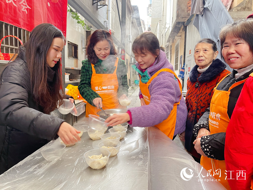 军人家属待遇政策 医疗保险与退休待遇详解