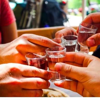 摔伤晕厥呕吐窒息除夕夜这些急诊患者都和喝酒有关