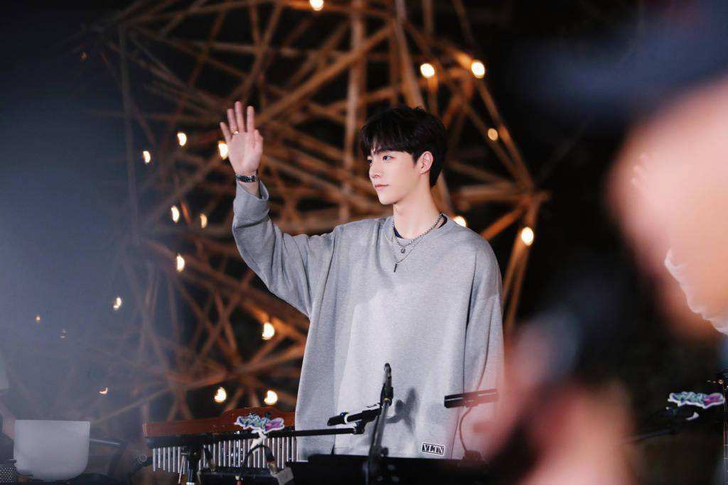 2022年开年，00后小生重排名：易烊千玺成破百亿影人，陈飞宇无奈休闲区蓝鸢梦想 - Www.slyday.coM