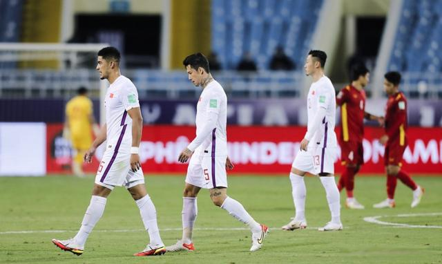 国足1比3惨败越南,范志毅发文炮轰中国足球,足球人分帮分派休闲区蓝鸢梦想 - Www.slyday.coM 国足1比3惨败越南,范志毅发文炮轰中国足球,足球人分帮分派休闲区蓝鸢梦想 - Www.slyday.coM