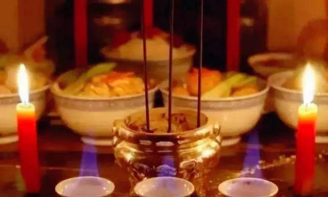 大年初三“赤狗日”,老传统“忌5事吃2样”,寓意虎年发财事事顺休闲区蓝鸢梦想 - Www.slyday.coM 大年初三“赤狗日”,老传统“忌5事吃2样”,寓意虎年发财事事顺休闲区蓝鸢梦想 - Www.slyday.coM