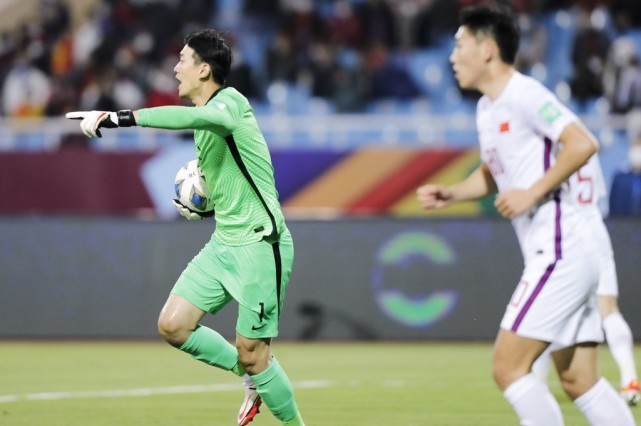 国足1:3越南球员评分:颜骏凌全队最低,两中场第一,李霄鹏道歉休闲区蓝鸢梦想 - Www.slyday.coM 国足1:3越南球员评分:颜骏凌全队最低,两中场第一,李霄鹏道歉休闲区蓝鸢梦想 - Www.slyday.coM