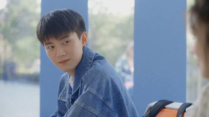 2022年开年，00后小生重排名：易烊千玺成破百亿影人，陈飞宇无奈休闲区蓝鸢梦想 - Www.slyday.coM