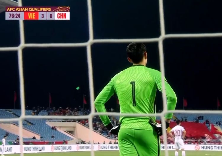 中国足球耻辱之夜！1休闲区蓝鸢梦想 - Www.slyday.coM