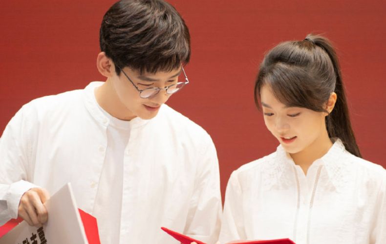 《一闪一闪亮星星》刚成黑马剧,又一部与它题材相似的剧要开播休闲区蓝鸢梦想 - Www.slyday.coM 《一闪一闪亮星星》刚成黑马剧,又一部与它题材相似的剧要开播休闲区蓝鸢梦想 - Www.slyday.coM