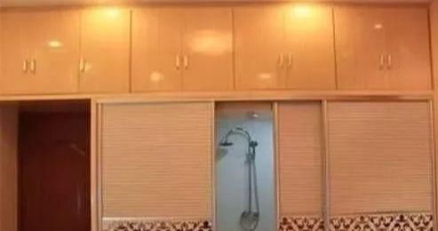 头次见有人把卫生间装在柜子里，了解完才知实用，太聪明了休闲区蓝鸢梦想 - Www.slyday.coM