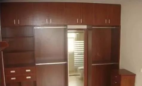 头次见有人把卫生间装在柜子里，了解完才知实用，太聪明了休闲区蓝鸢梦想 - Www.slyday.coM