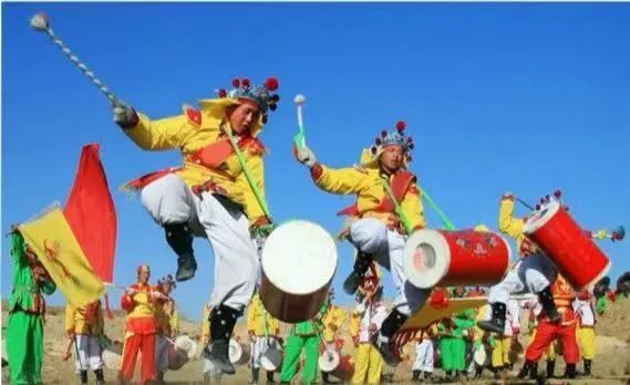 大年初二嘉嘉来拜年休闲区蓝鸢梦想 - Www.slyday.coM