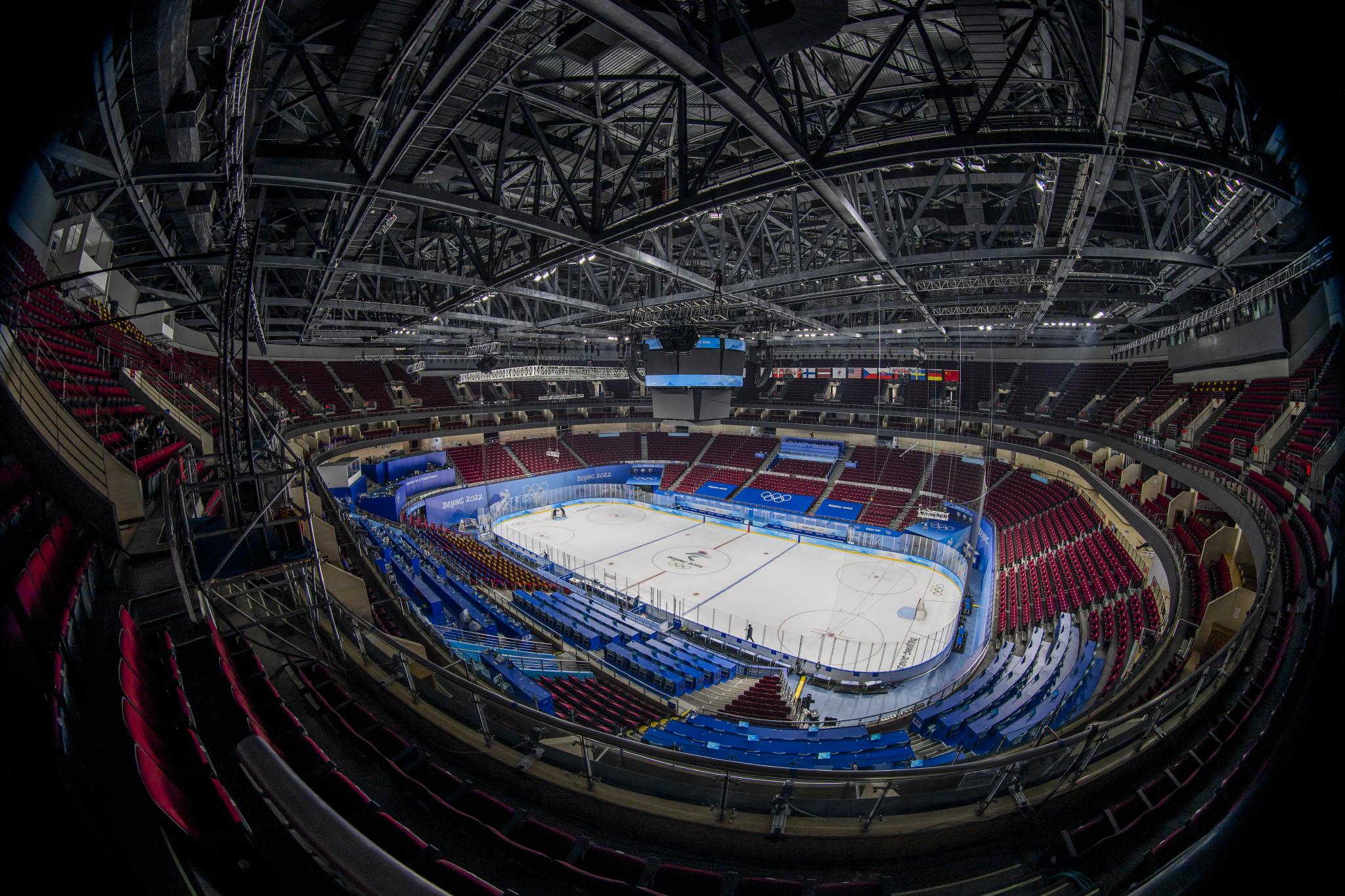 准备工作就绪五棵松体育馆就等鸣笛开赛了