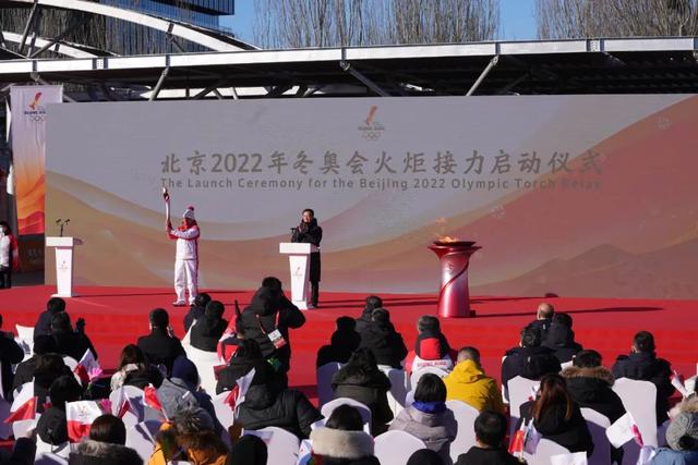 蕴含黑科技的“飞扬”火炬，燃动北京冬奥会休闲区蓝鸢梦想 - Www.slyday.coM