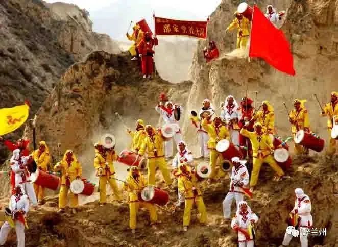 大年初二嘉嘉来拜年休闲区蓝鸢梦想 - Www.slyday.coM