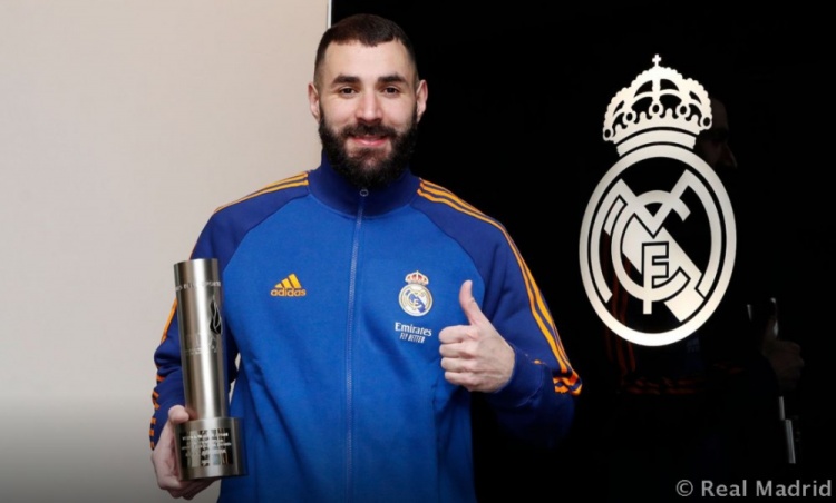 荣获马德里体育新闻协会奖，本泽马：这是我职业生涯最好的一年休闲区蓝鸢梦想 - Www.slyday.coM