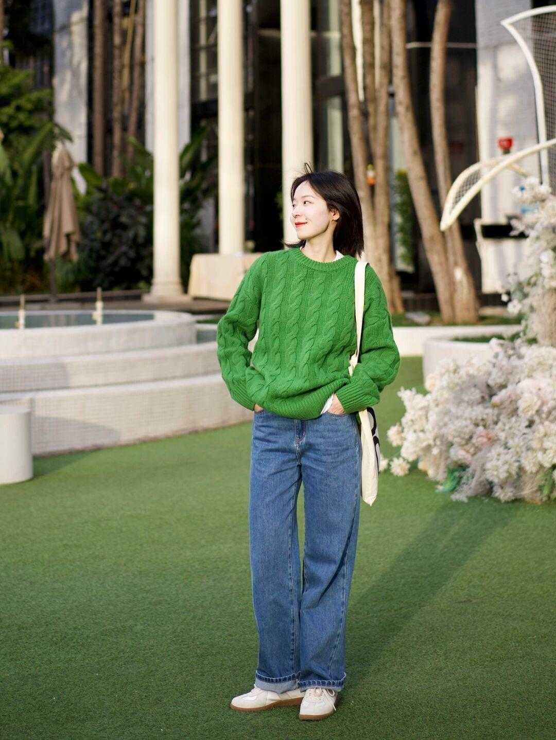 穿毛衣下半身不知道怎么搭建议这3条裤子遮肉显瘦还百搭