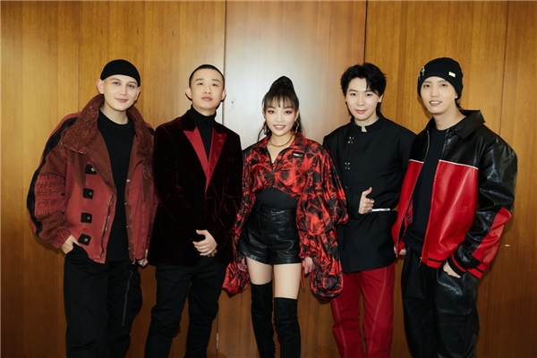 22大年初一华人春晚种梦音乐唱响 共同梦想 共同梦想 艾热 音乐 新浪新闻 22大年初一华人春晚种梦音乐唱响 共同梦想 共同梦想 艾热 音乐 新浪新闻