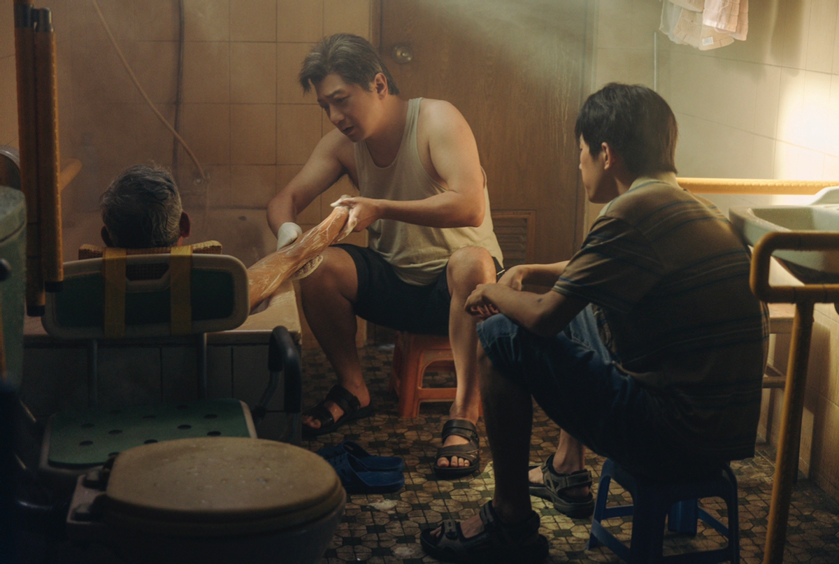 《奇迹·笨小孩》口碑挺住了!网友:真实,最适合春节档休闲区蓝鸢梦想 - Www.slyday.coM 《奇迹·笨小孩》口碑挺住了!网友:真实,最适合春节档休闲区蓝鸢梦想 - Www.slyday.coM