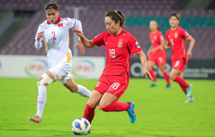 宁被打死，不被吓死！中国女足VS日本队，冲击亚洲杯4连胜休闲区蓝鸢梦想 - Www.slyday.coM