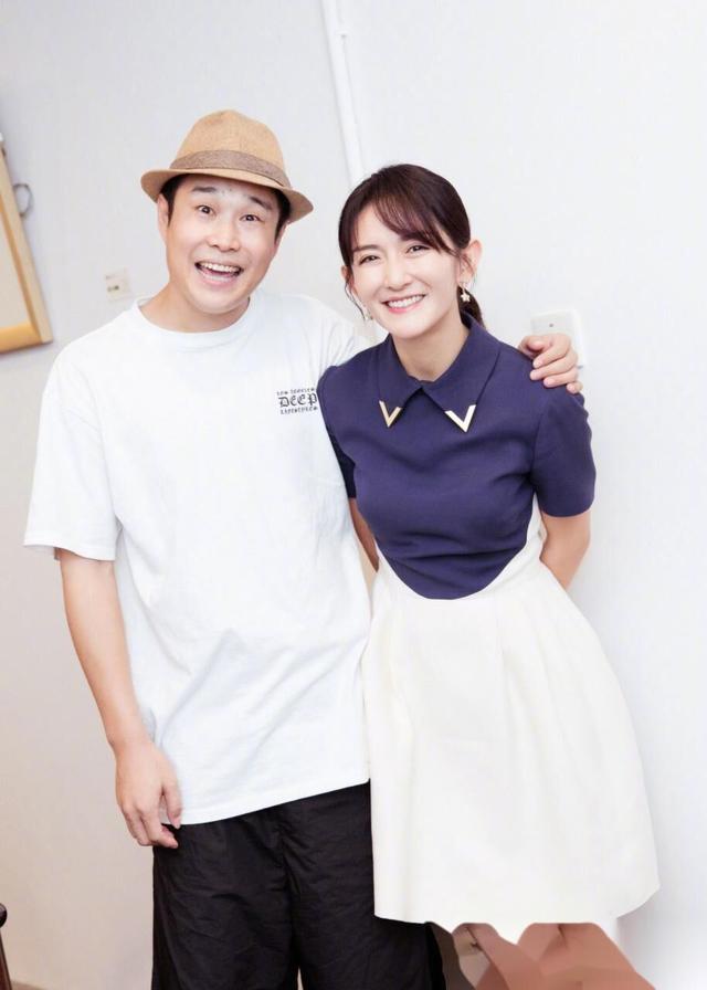 放弃了小品的小沈阳，春节陪女儿看电影，离开赵本山，他回不去了休闲区蓝鸢梦想 - Www.slyday.coM