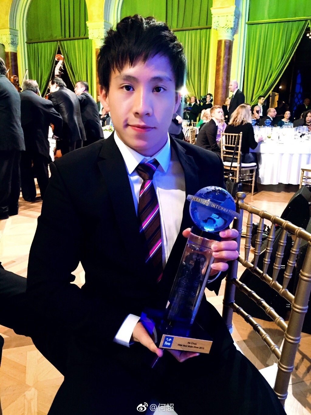 榜样中国跳水世界冠军退役四年后复出三十而立为奥运梦想而战