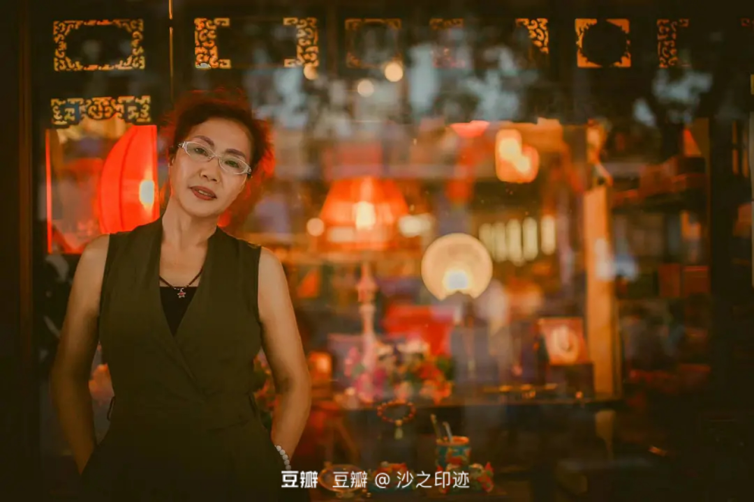 这就是“叔圈顶流”吗？80岁大爷的身材穿搭也太好了吧！休闲区蓝鸢梦想 - Www.slyday.coM