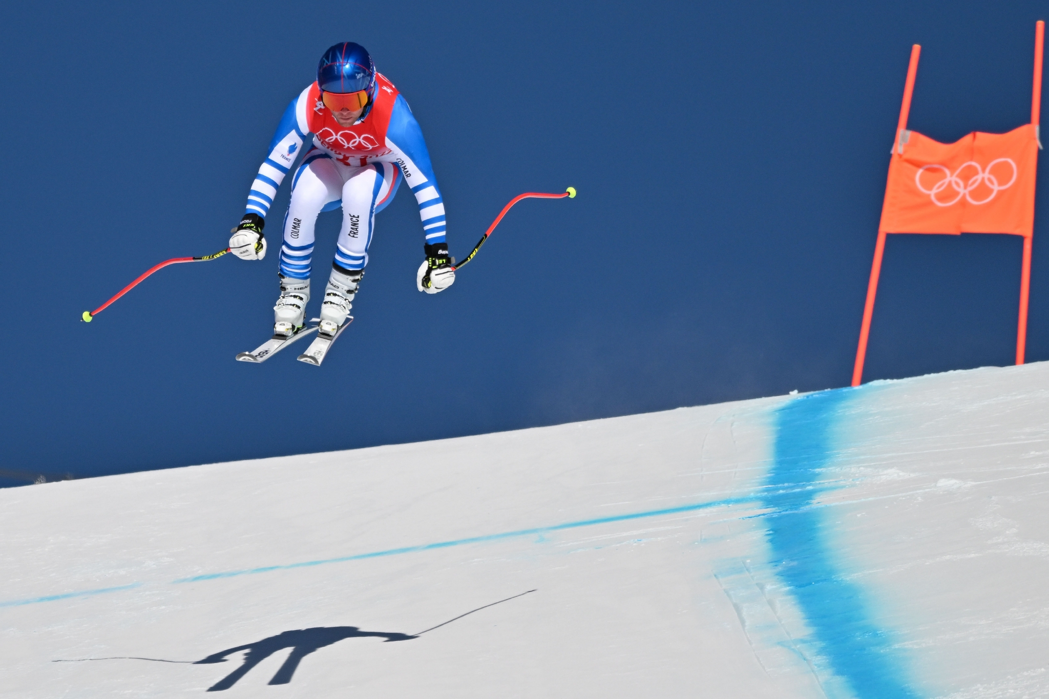 高山滑雪男子滑降举行第一次训练