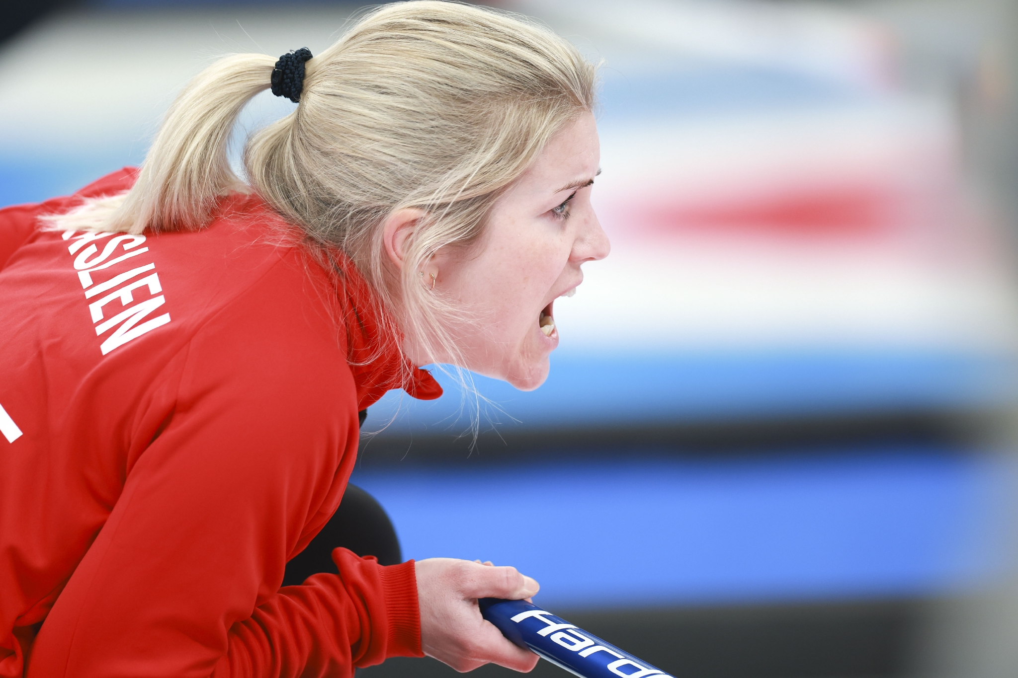 冰壶——混双循环赛：加拿大队胜挪威队休闲区蓝鸢梦想 - Www.slyday.coM