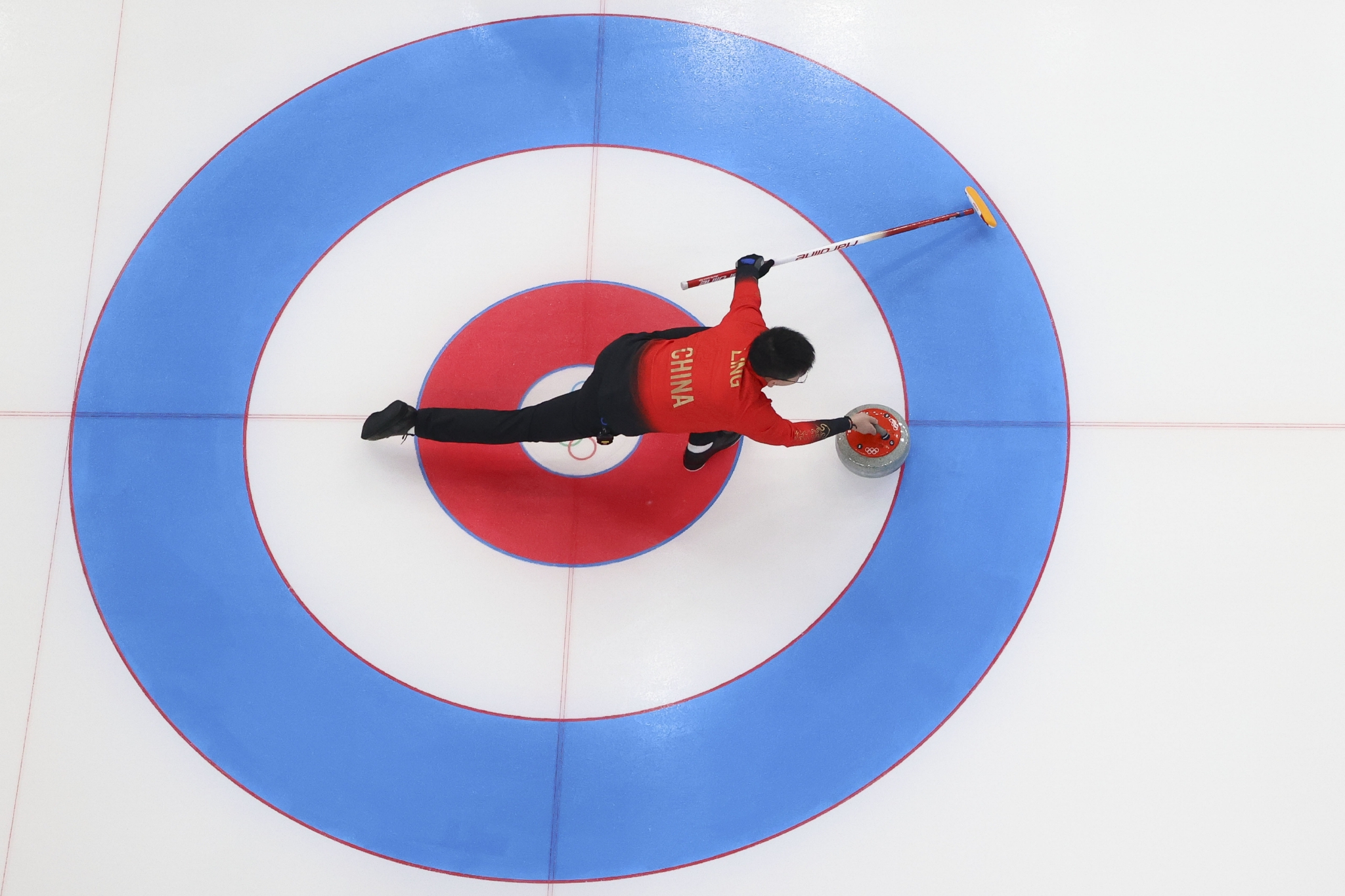 冰壶——混双循环赛：中国队不敌瑞典队休闲区蓝鸢梦想 - Www.slyday.coM