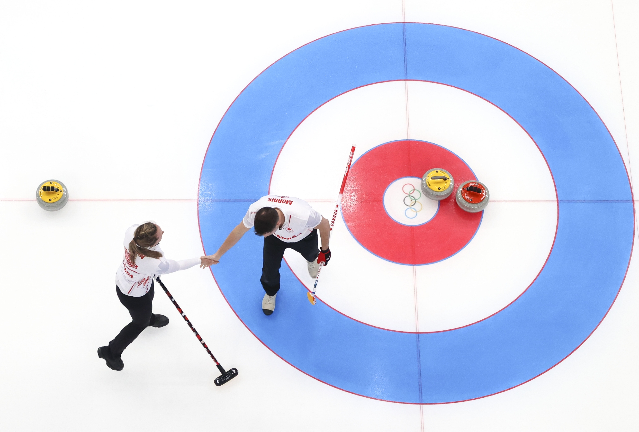 冰壶——混双循环赛：加拿大队胜挪威队休闲区蓝鸢梦想 - Www.slyday.coM