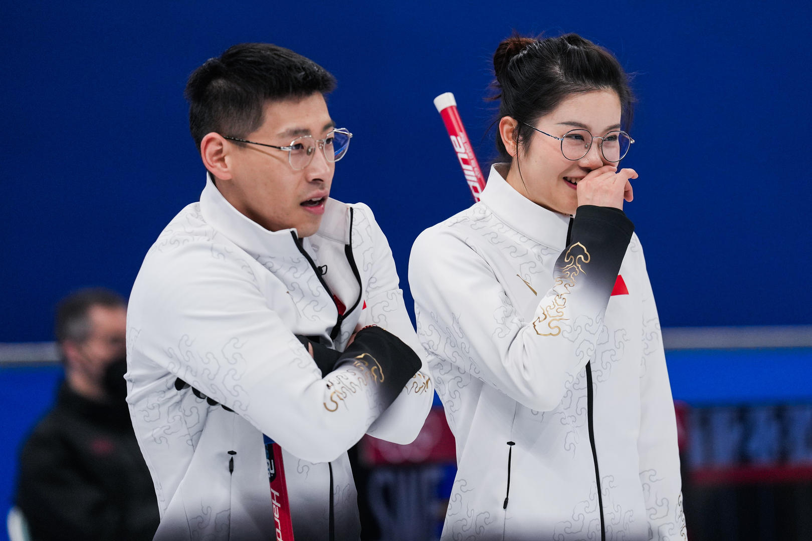 冰壶混双循环赛：中国“智圆”组合两连胜 今晚出战瑞典休闲区蓝鸢梦想 - Www.slyday.coM