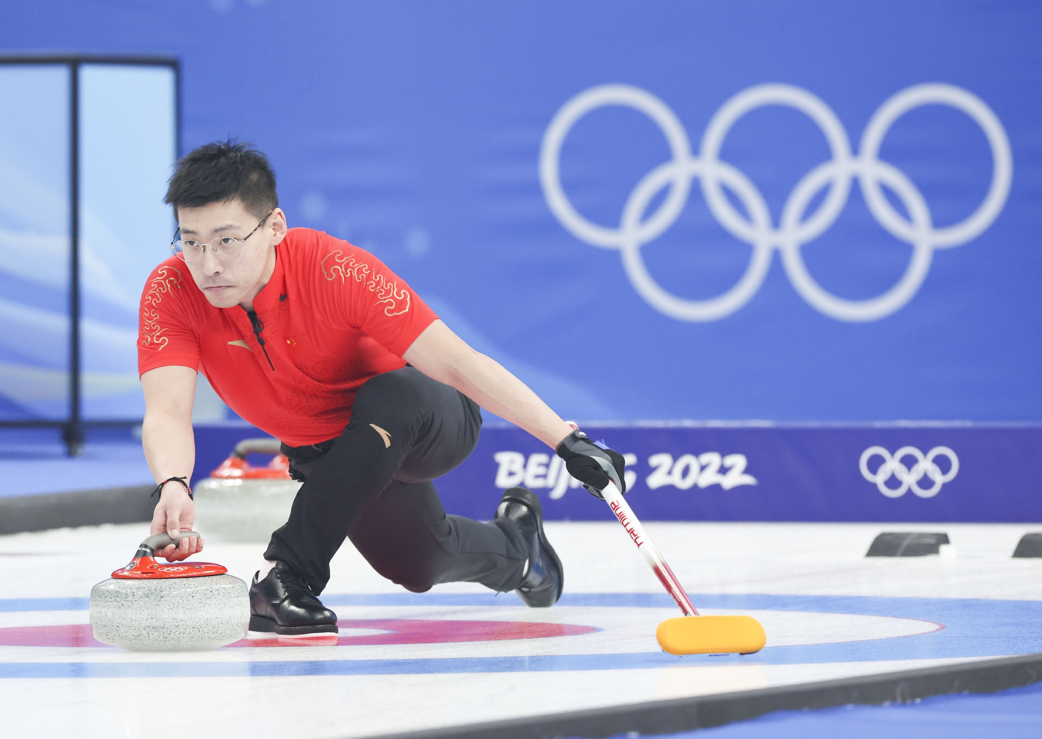 冰壶——混双循环赛：中国队不敌瑞典队休闲区蓝鸢梦想 - Www.slyday.coM