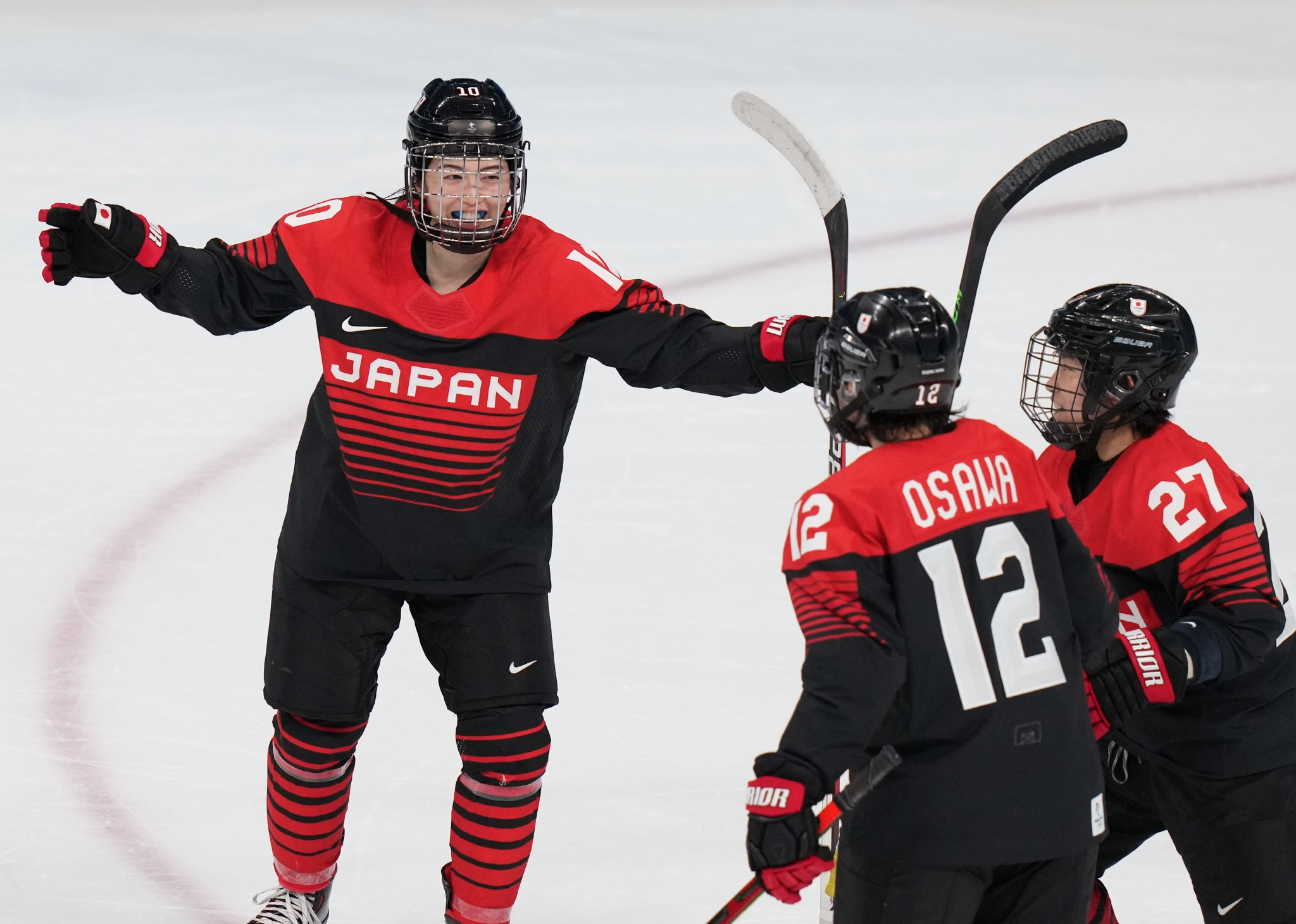 冰球女子小组赛日本队胜瑞典队