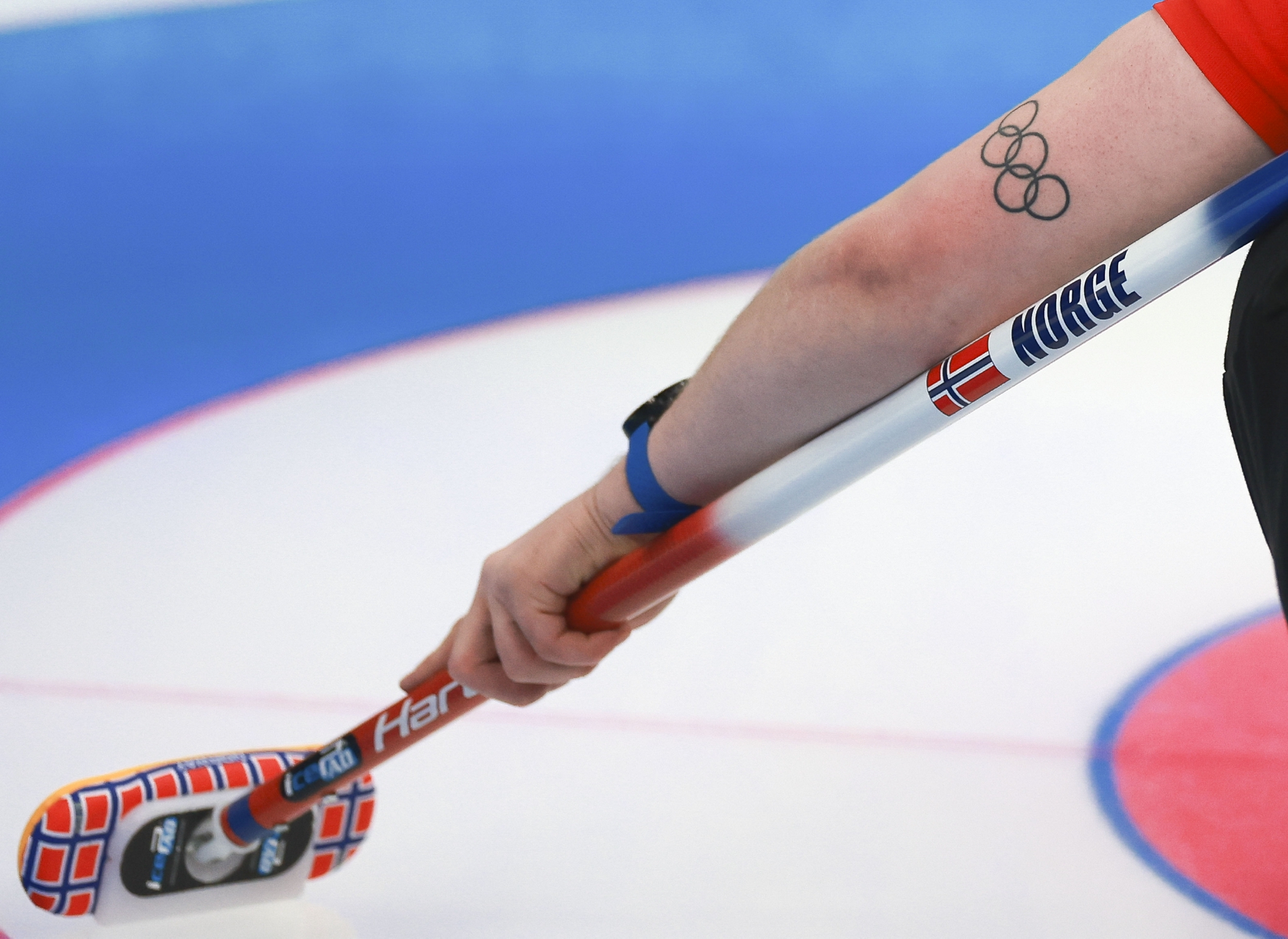 冰壶——混双循环赛：加拿大队胜挪威队休闲区蓝鸢梦想 - Www.slyday.coM