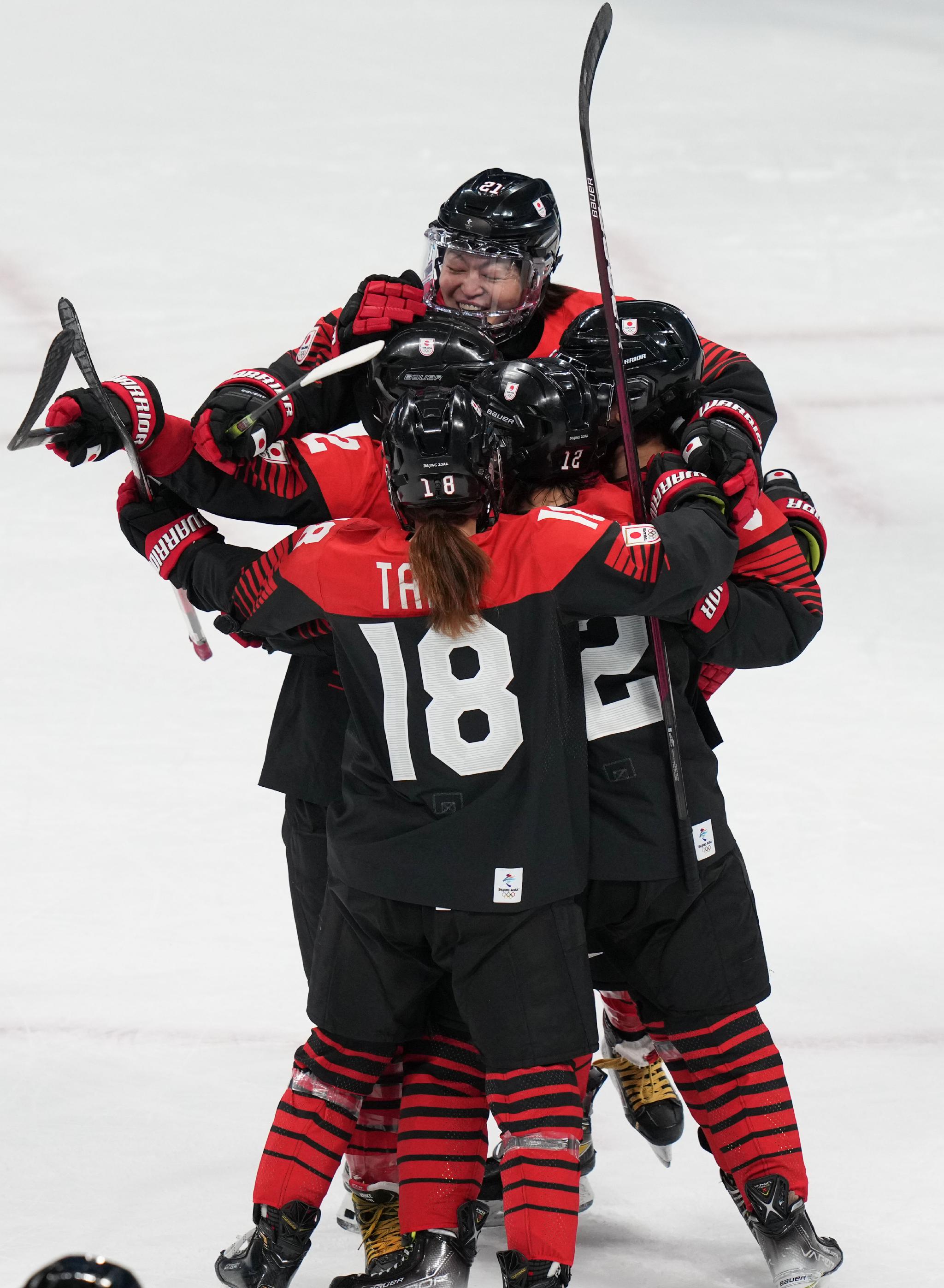 冰球女子小组赛日本队胜瑞典队