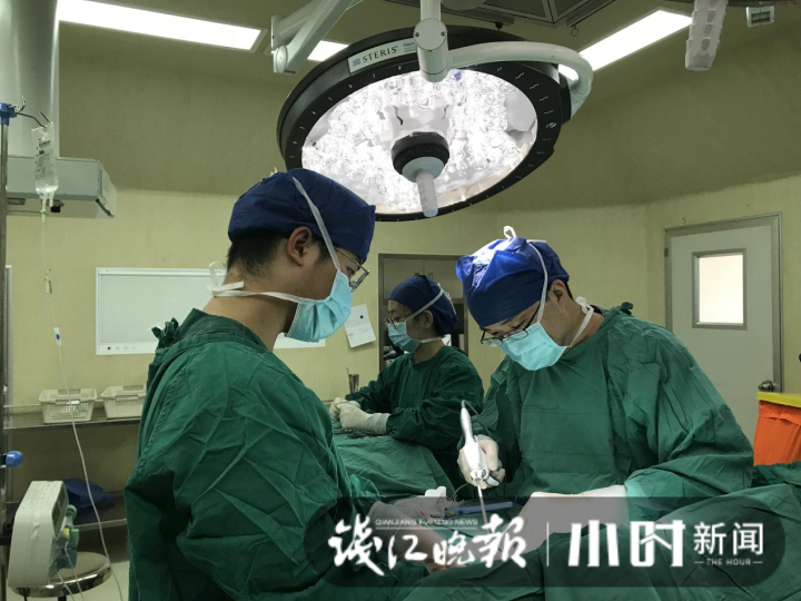 安分了十几年的肿瘤突然变大十多倍，到医院一检查，个头比甜瓜还要大休闲区蓝鸢梦想 - Www.slyday.coM