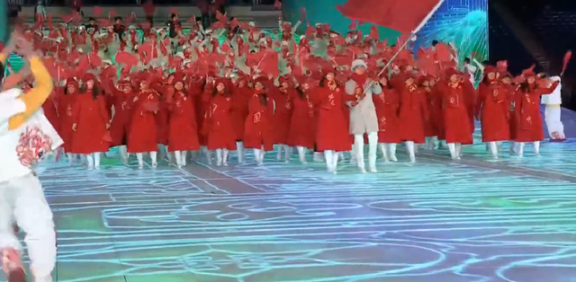 冬奥开幕太浪漫!节气倒计时和雪花中国结出圈,运动员大衣很帅气休闲区蓝鸢梦想 - Www.slyday.coM 冬奥开幕太浪漫!节气倒计时和雪花中国结出圈,运动员大衣很帅气休闲区蓝鸢梦想 - Www.slyday.coM