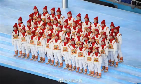 一起向未来！十佳设计师丁洁在鸟巢与孩子们“虎头虎脑”迎冬奥休闲区蓝鸢梦想 - Www.slyday.coM