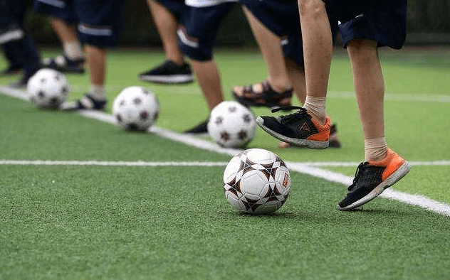 看哭了!混沌中国足球里的孤勇者,女足没躺平打卡,而是在打仗休闲区蓝鸢梦想 - Www.slyday.coM 看哭了!混沌中国足球里的孤勇者,女足没躺平打卡,而是在打仗休闲区蓝鸢梦想 - Www.slyday.coM