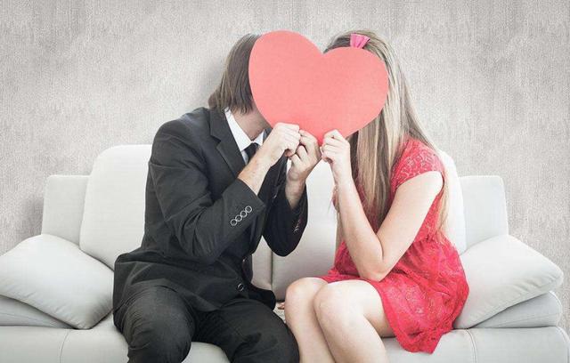 爱情物语：原来暗恋是一个人的悲喜，单向奔赴只是自我感动？休闲区蓝鸢梦想 - Www.slyday.coM